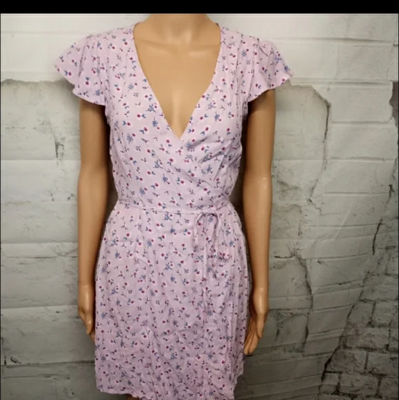 Forever 21 Wrap Dress - Picture 6 of 6